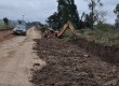 No local, existem seis máquinas trabalhando: duas de responsabilidade municipal e quatro dos produtores