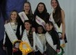 Minissenhorita Município (embaixo, à esq.), Minissenhorita Simpatia, Bonequinha Simpatia e Bonequinha juntamente com a corte adulta