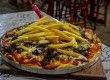 Pizzas vêm em três tamanhos e 15 sabores