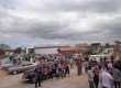 Motociclistas, opaleiros e donos de carros antigos se reuniram em frente ao Ginásio de Esportes