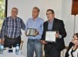 O representante da Farsul, José Alcino Ávila, prestou homenagem ao ex-presidente, Clóvis Victória, e ao presidente que assume, José Roberto Sedrez