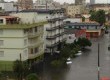 Moradores permanecem ilhados