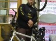 Cyro Fagundes começou a pedalar há dois anos e realiza quase todas as atividades na cidade de bicicleta