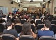 Cerca de cem pessoas, na maioria estudantes, compareceram no plenário da Câmara na última segunda-feira (25)