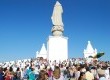 Multidão participou da inauguração do parque em dezembro de 2011. Data comemora o aniversário da padroeira do município