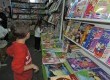 Kauã dos Santos Oliveira e Nicolly Botelho Perazzo, pequenos leitores na Livraria Ler para Entender